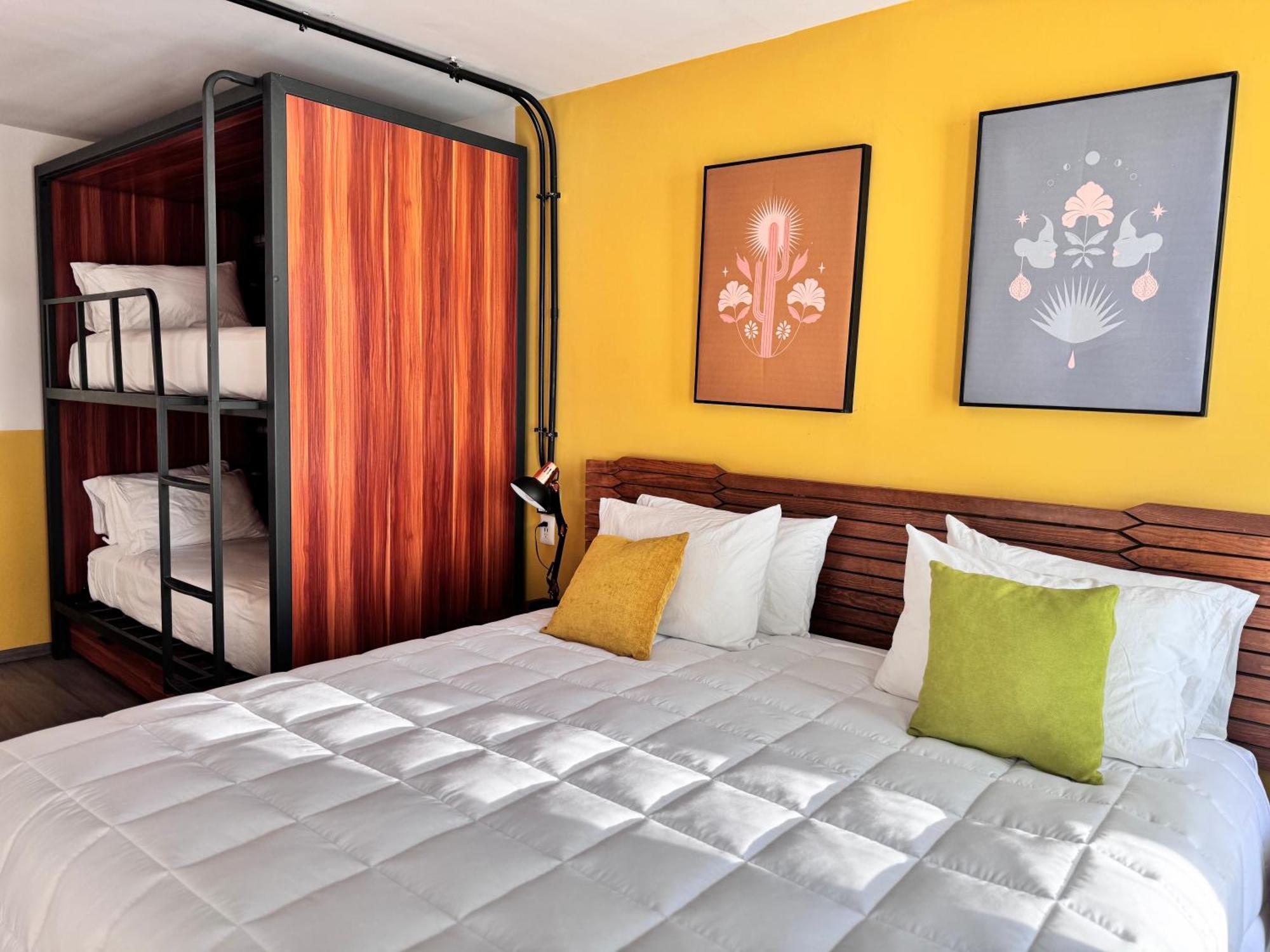 Hotel Ola Chapultepec กัวดาลาฮารา ภายนอก รูปภาพ
